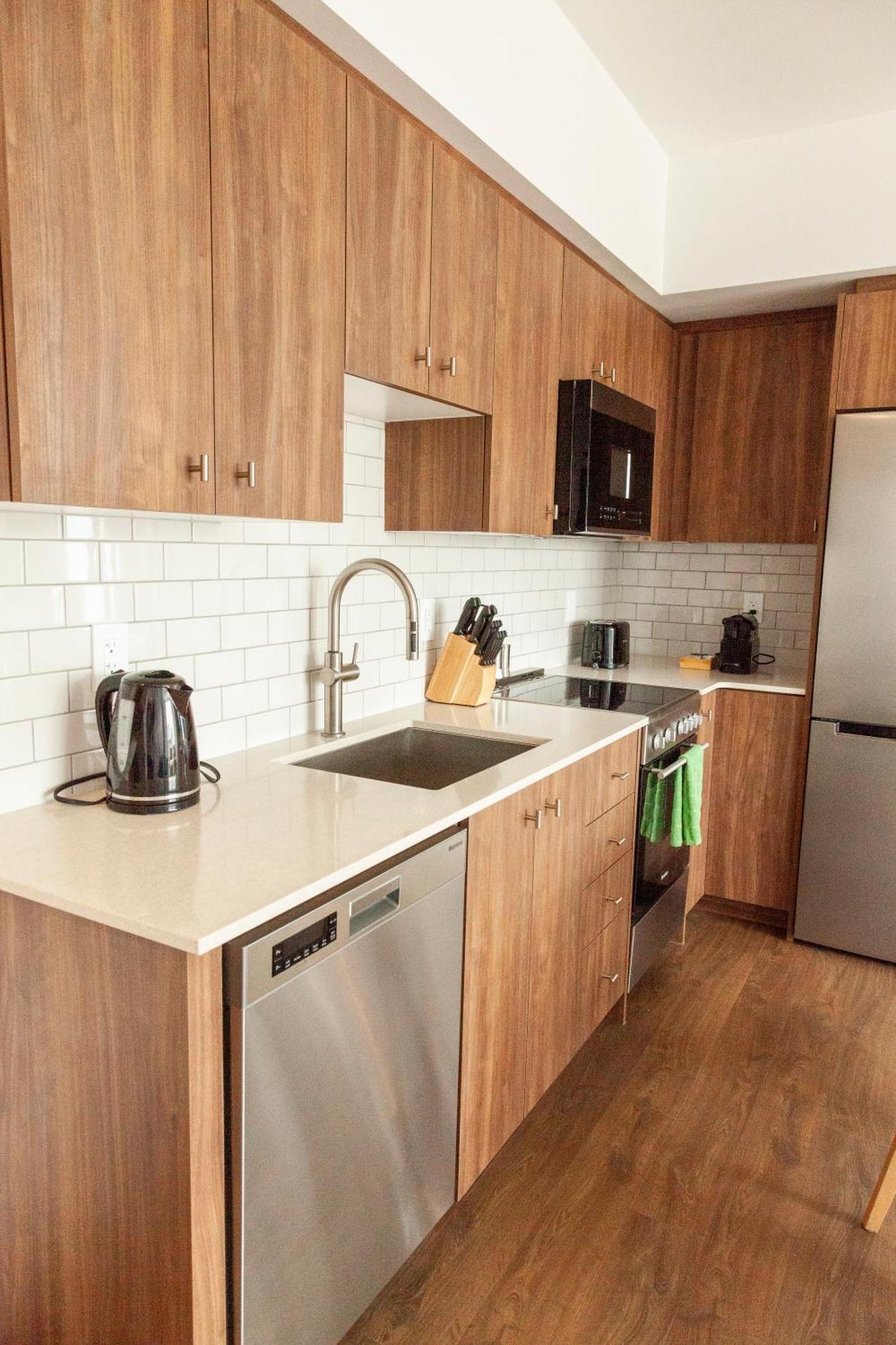 The Laundry Rooms Station Park Kitchener Extérieur photo